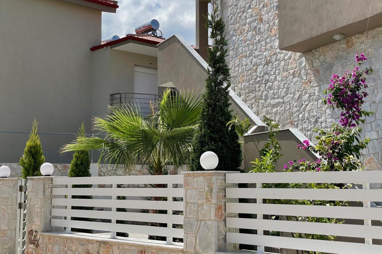 Royals Apartments 2 Nikiti  Exterior foto